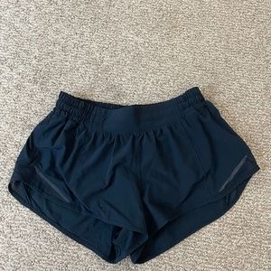 Hotty Hot High-Rise Lined Short 2"